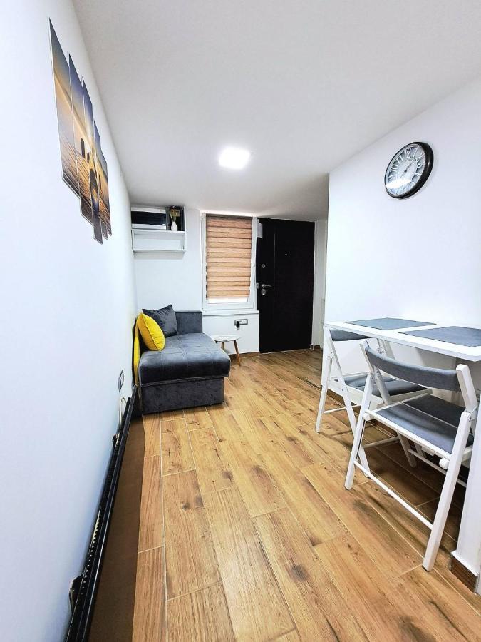Mini Duplex Apartman Dusanovac Exterior foto